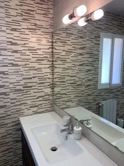 Precioso Apartamento Con Vista Al Mar Calafell Ngoại thất bức ảnh